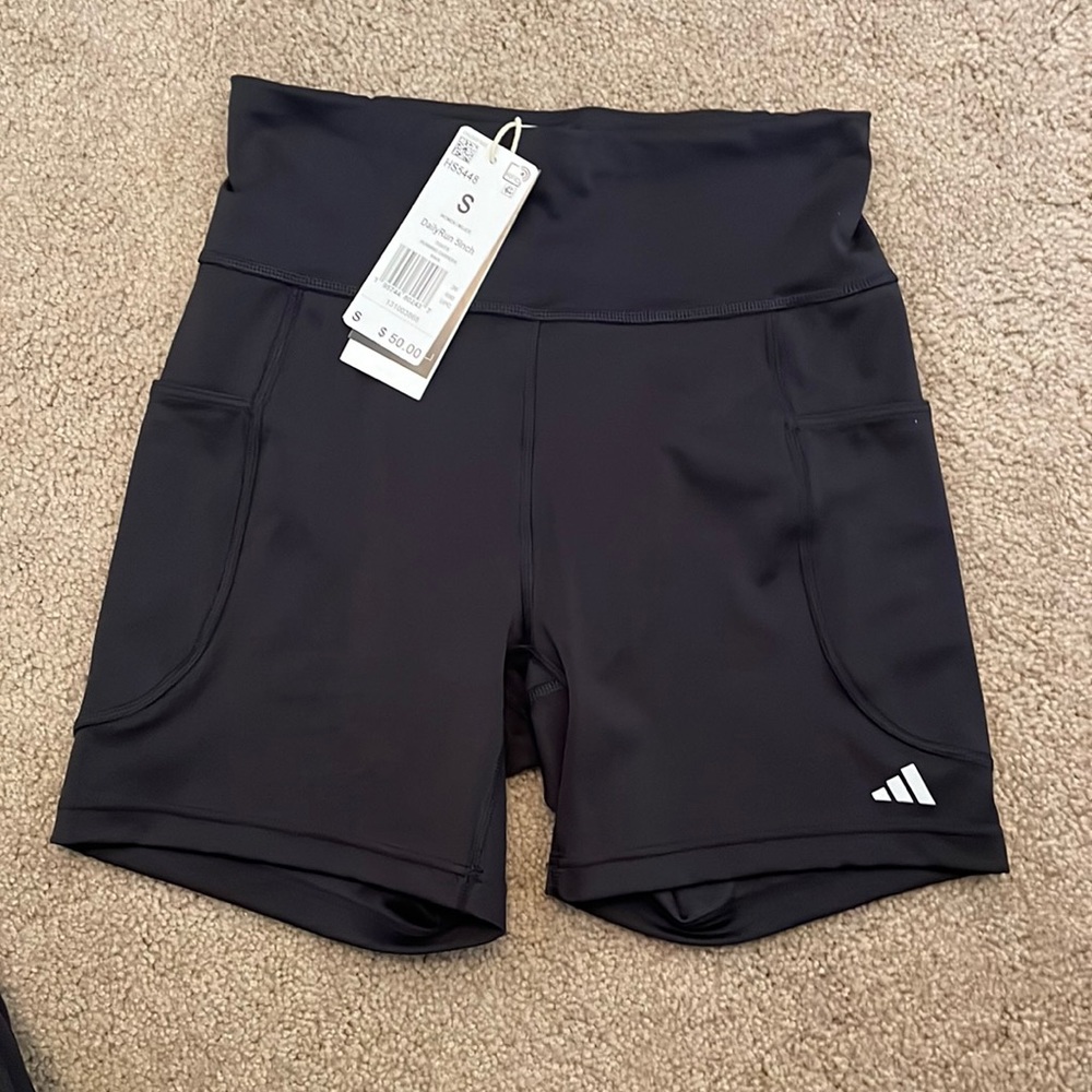 Adidas women’s daily run 5inch bike shorts